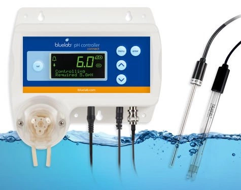 Bluelab pH Controller Connect - monitor that controls the pH level in the substrate